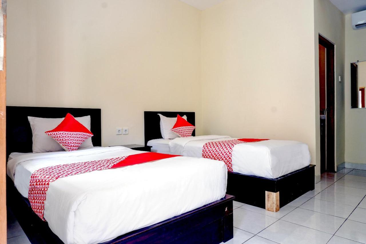 Oyo 2521 Uluwatu Cahya Guest House Exterior foto