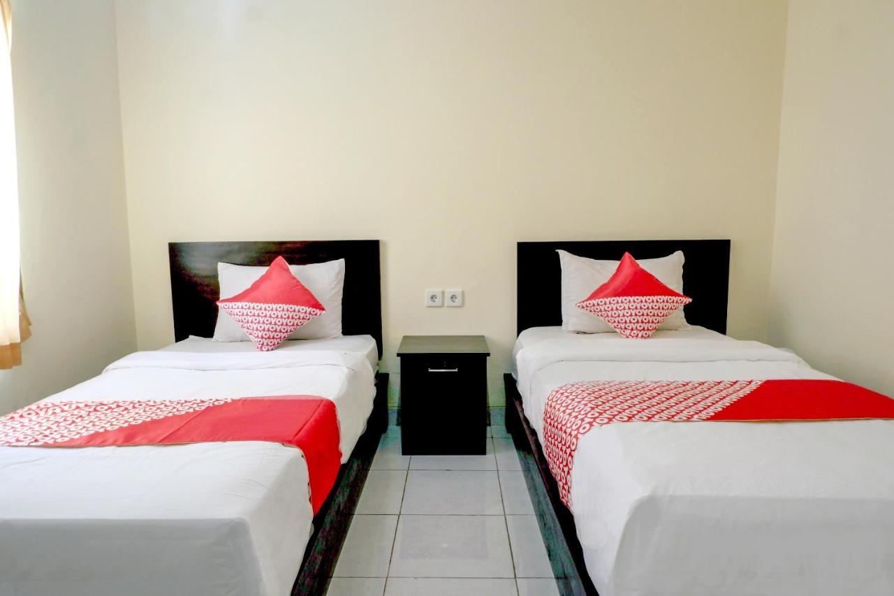 Oyo 2521 Uluwatu Cahya Guest House Exterior foto
