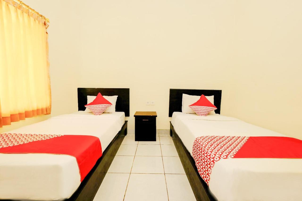 Oyo 2521 Uluwatu Cahya Guest House Exterior foto