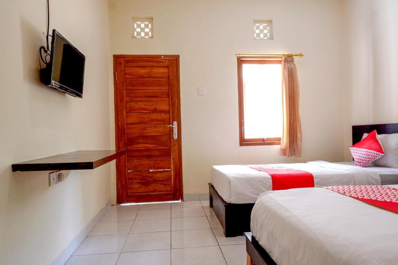 Oyo 2521 Uluwatu Cahya Guest House Exterior foto