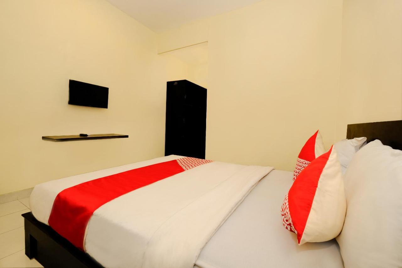 Oyo 2521 Uluwatu Cahya Guest House Exterior foto