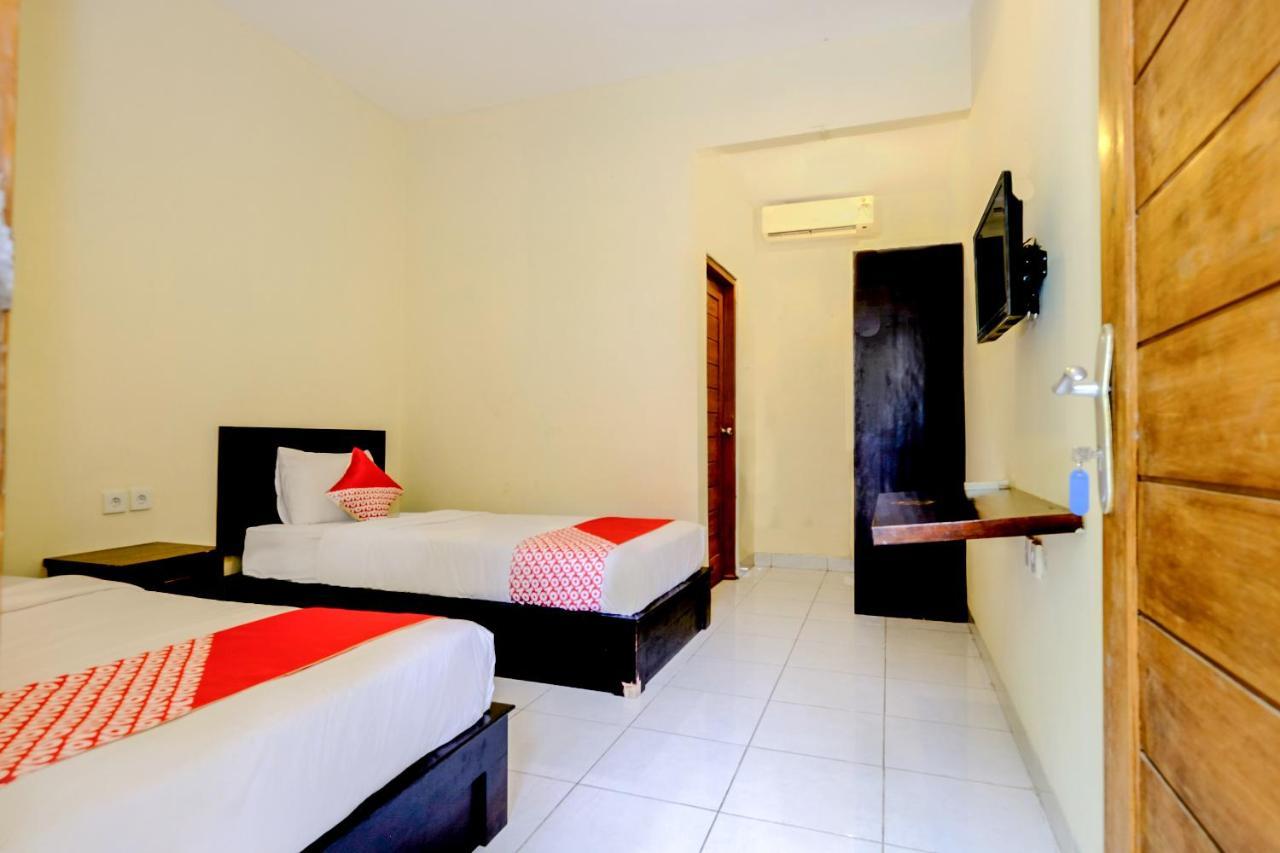 Oyo 2521 Uluwatu Cahya Guest House Exterior foto